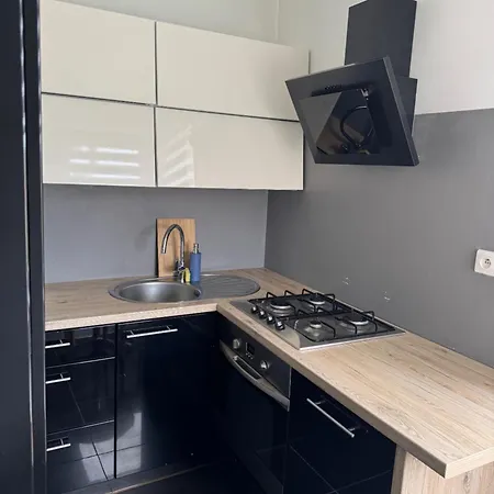 G44 Апартаменты *